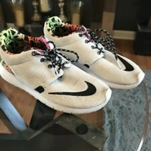 Nike Roshe One FB (GS) Running Trainers - Picture 6 of 10